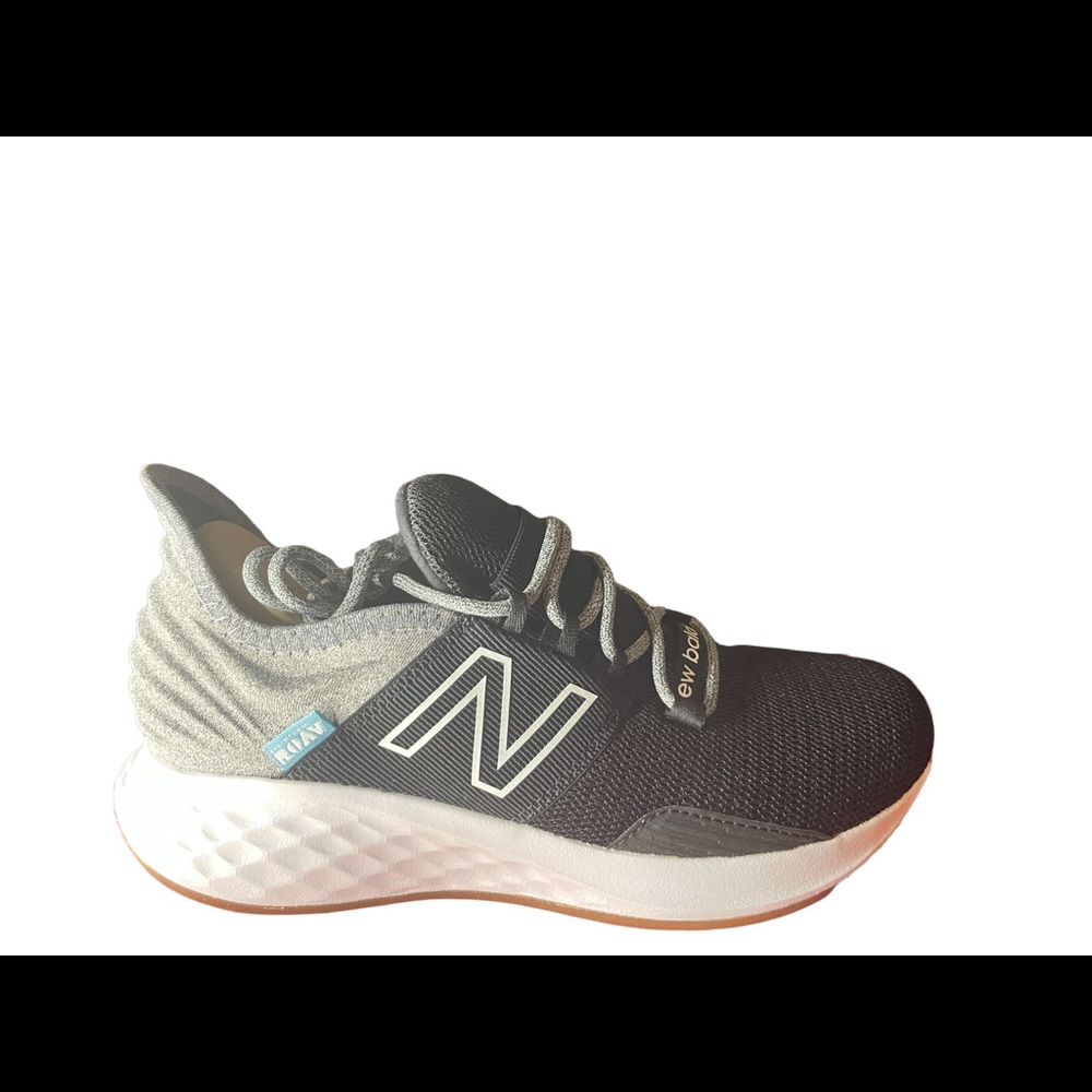 New Balance Women's Fresh Foam Roav V1 Running Shoe